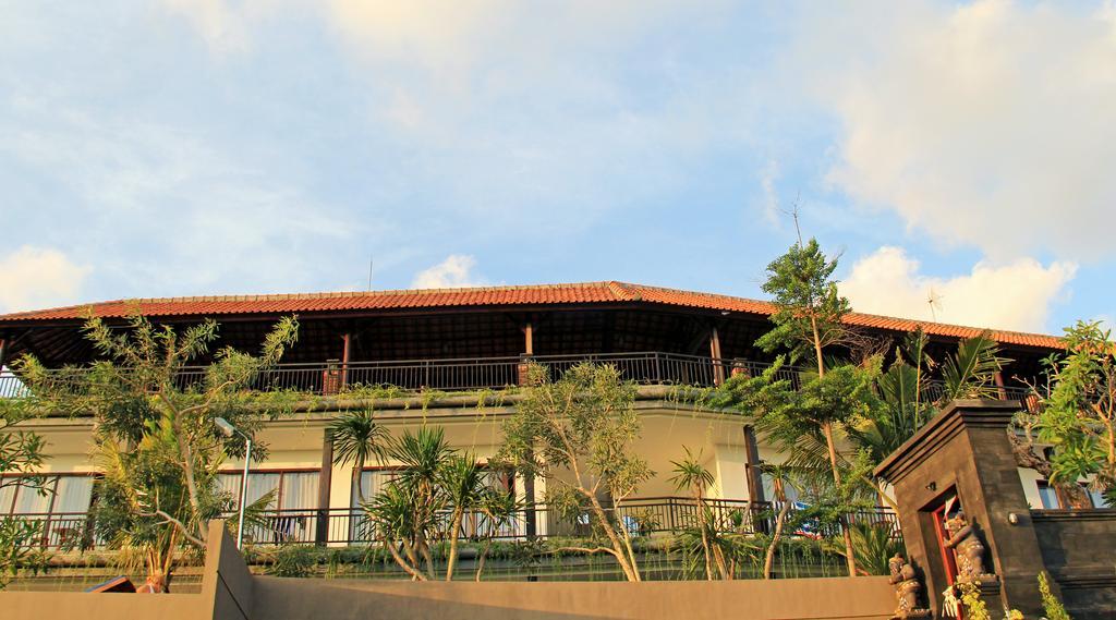 Grandpa Guest House Canggu Buitenkant foto