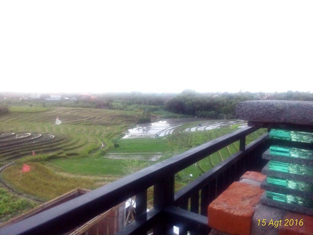 Grandpa Guest House Canggu Buitenkant foto