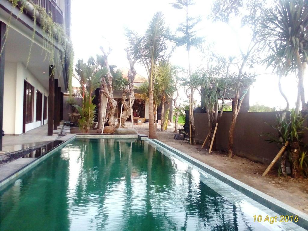 Grandpa Guest House Canggu Buitenkant foto