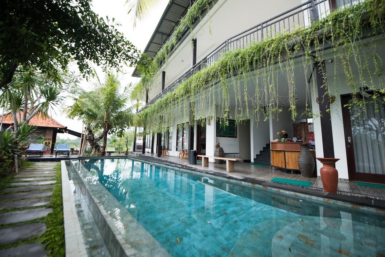 Grandpa Guest House Canggu Buitenkant foto