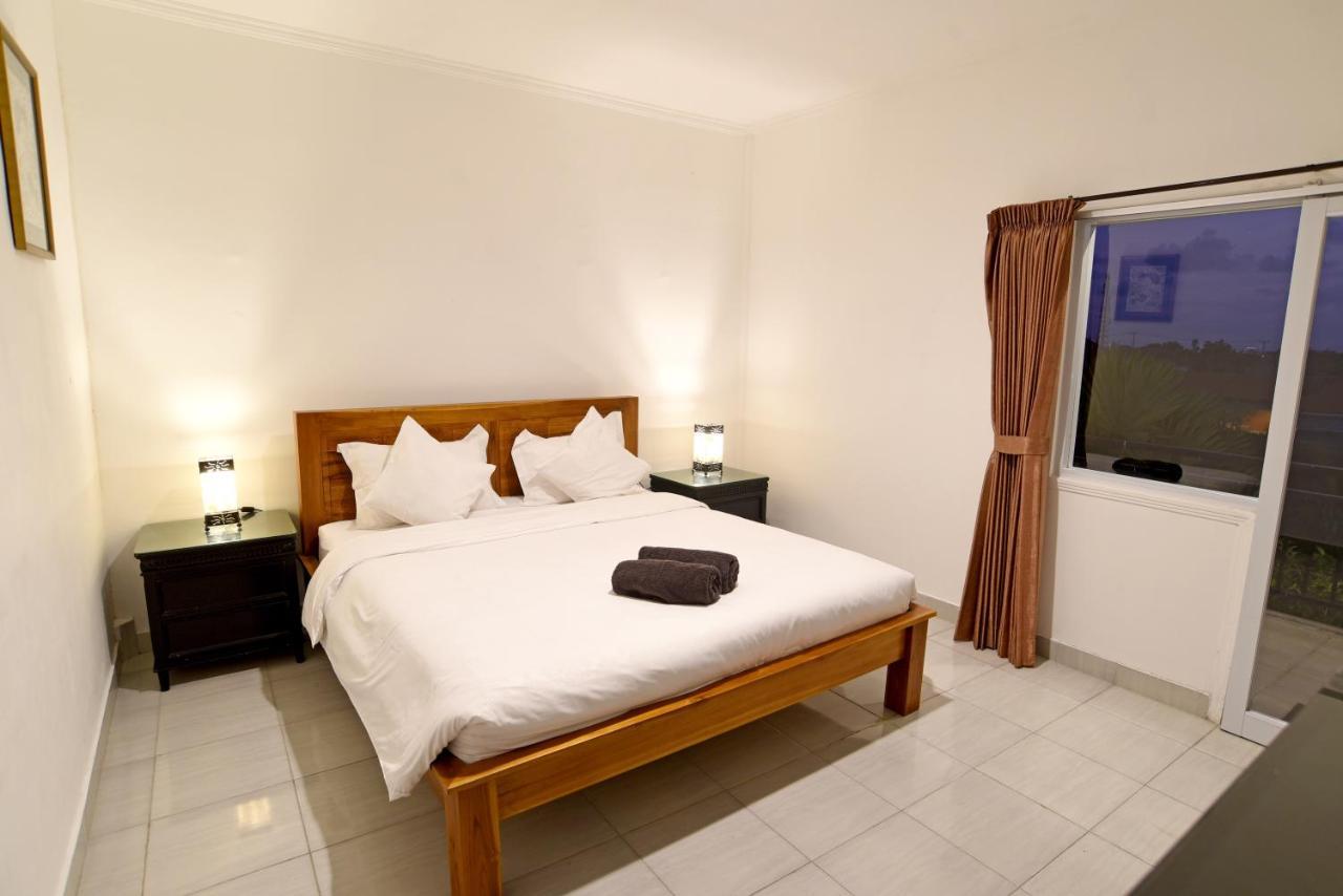 Grandpa Guest House Canggu Buitenkant foto