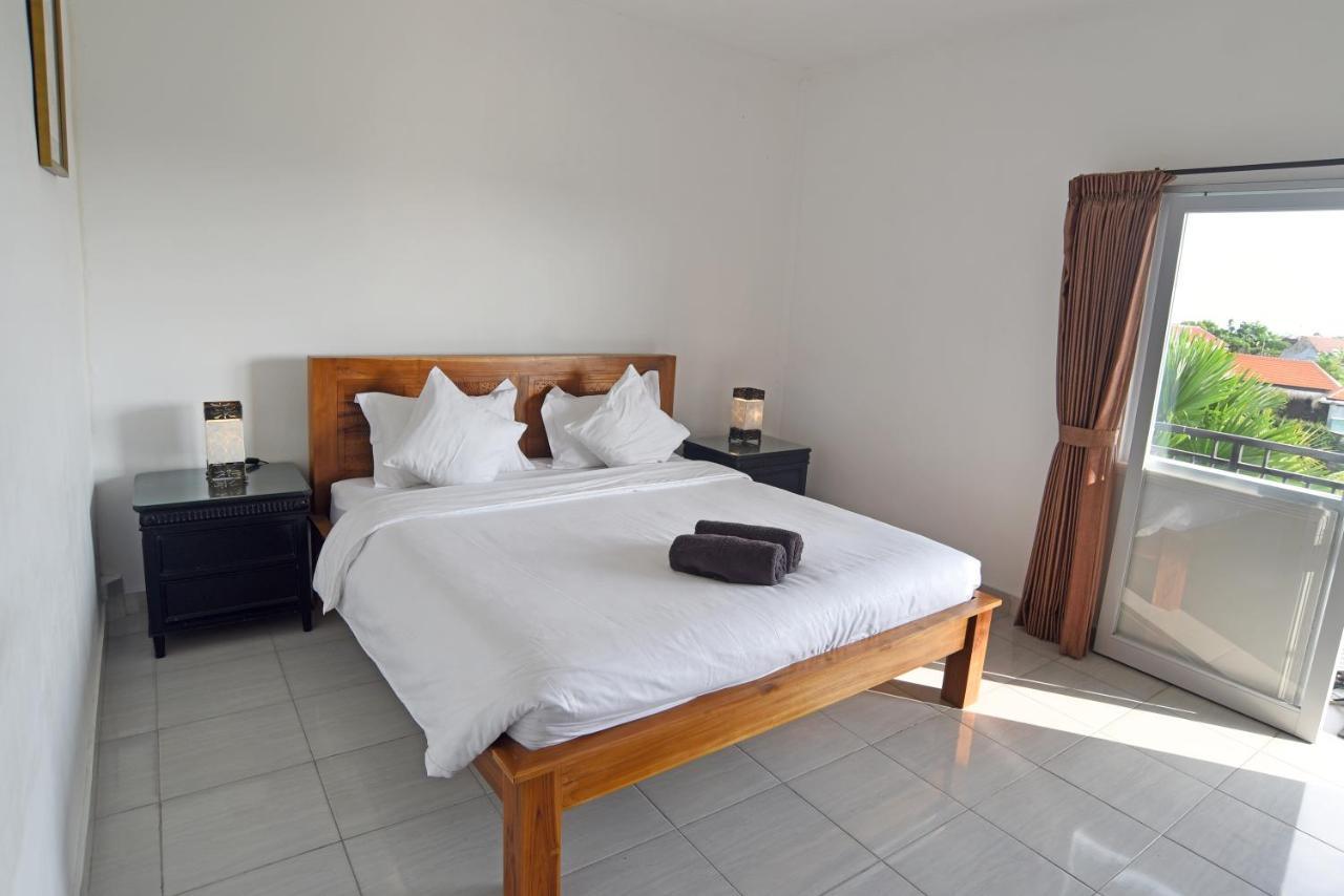 Grandpa Guest House Canggu Buitenkant foto