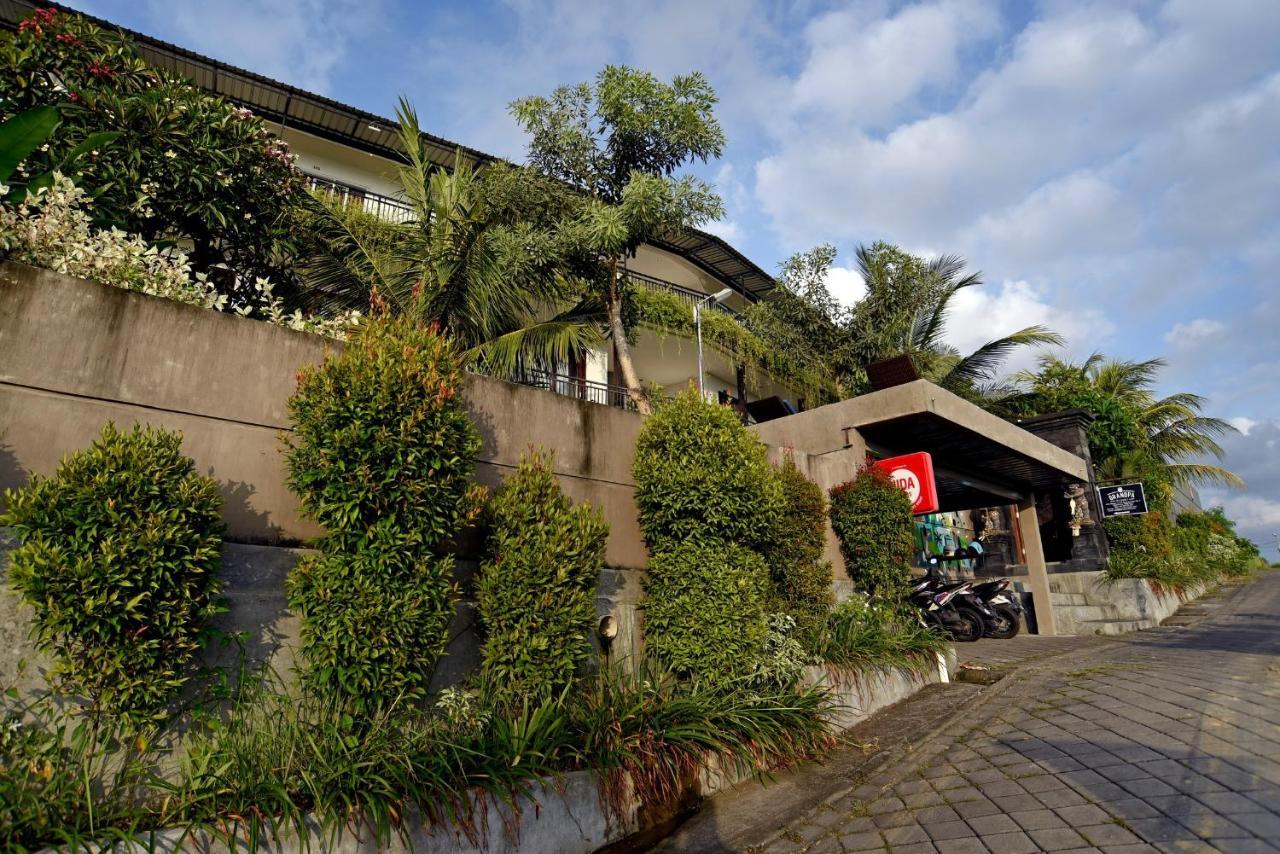 Grandpa Guest House Canggu Buitenkant foto